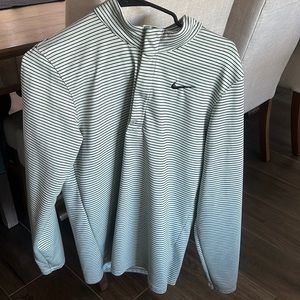 Men’s Nike quarter zip pullover